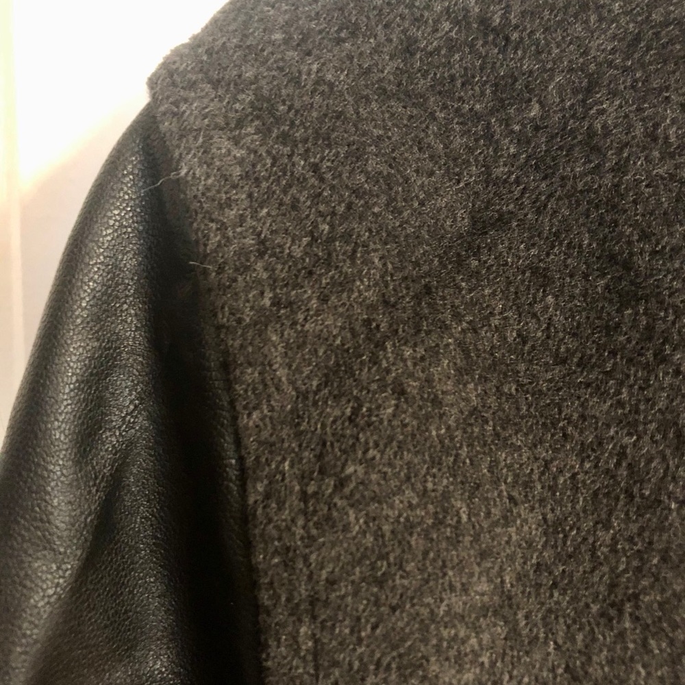 Varsity jacket - Picture 2 of 6